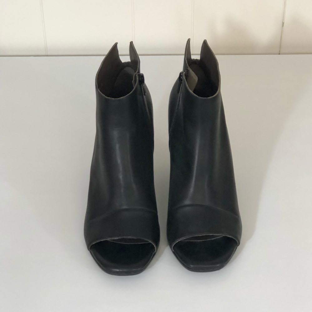 Coclico Peep Toe Boots